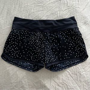 Lululemon Groovy Run Short